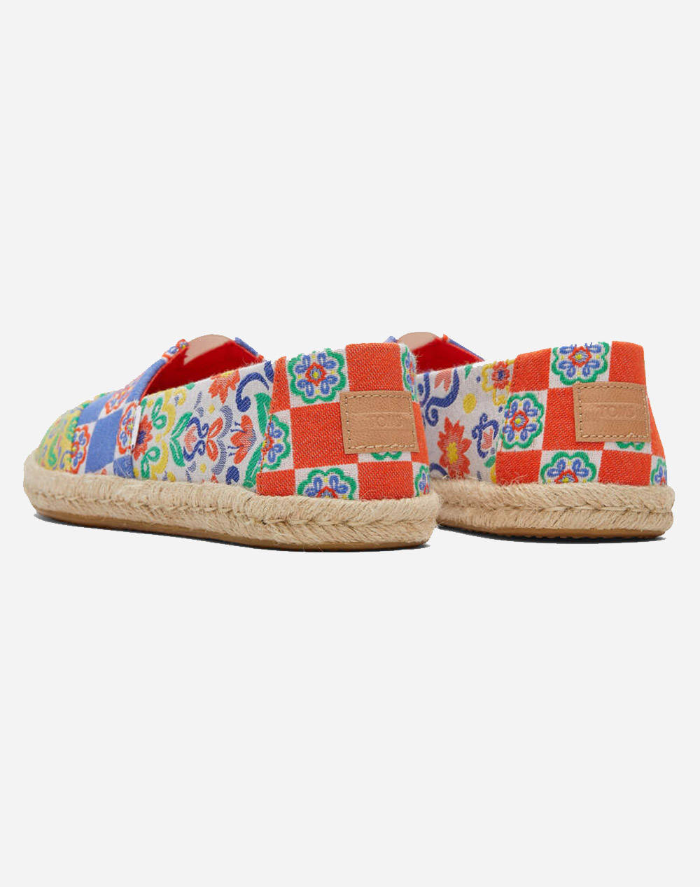 TOMS RED MUL MEDTRN TILES WM ALROPE ESP